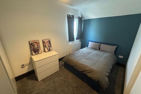 undefined, HMO Room 4, 063 The Crescent