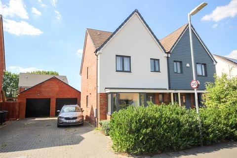82 Ashpole Avenue, Wootton, Bedford, MK43 9ED
