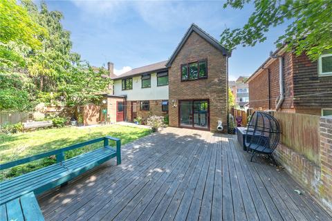 undefined, Pomfret Avenue, Bedfordshire LU2