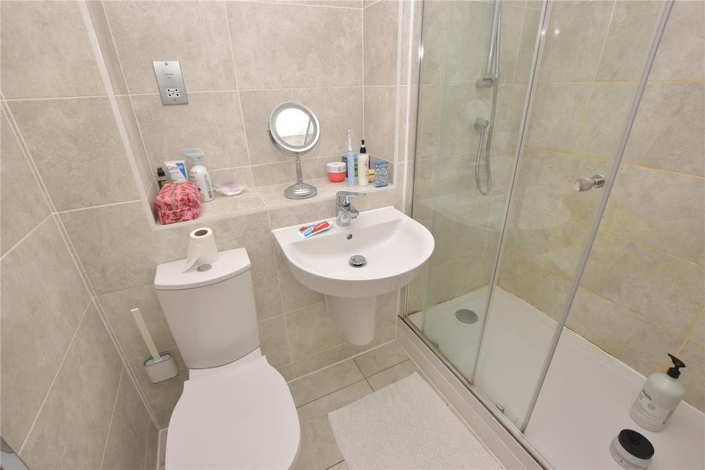 Master En-Suite