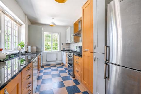 Lynch Lodge Lynch Road, Winchester, SO22 6AP