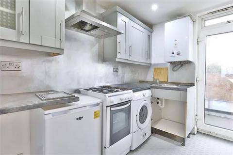 3 bedroom flat to rent, N19