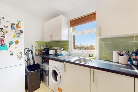 3 bedroom flat to rent, NW6
