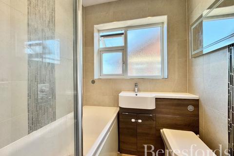 14 Ashby Close, Hornchurch, RM11 3QR
