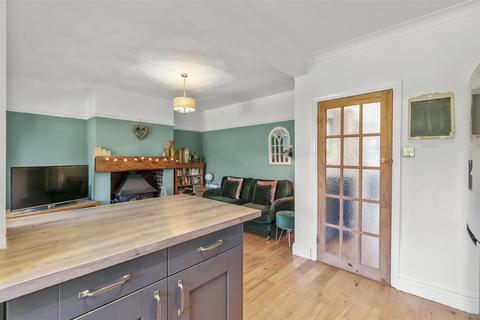9 Ghyll Beck Drive, Otley, LS21 3NF
