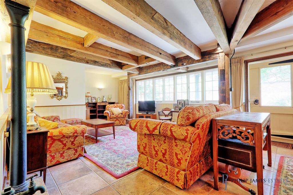IMG 8201 2 3 easy HDR-interior3.jpg