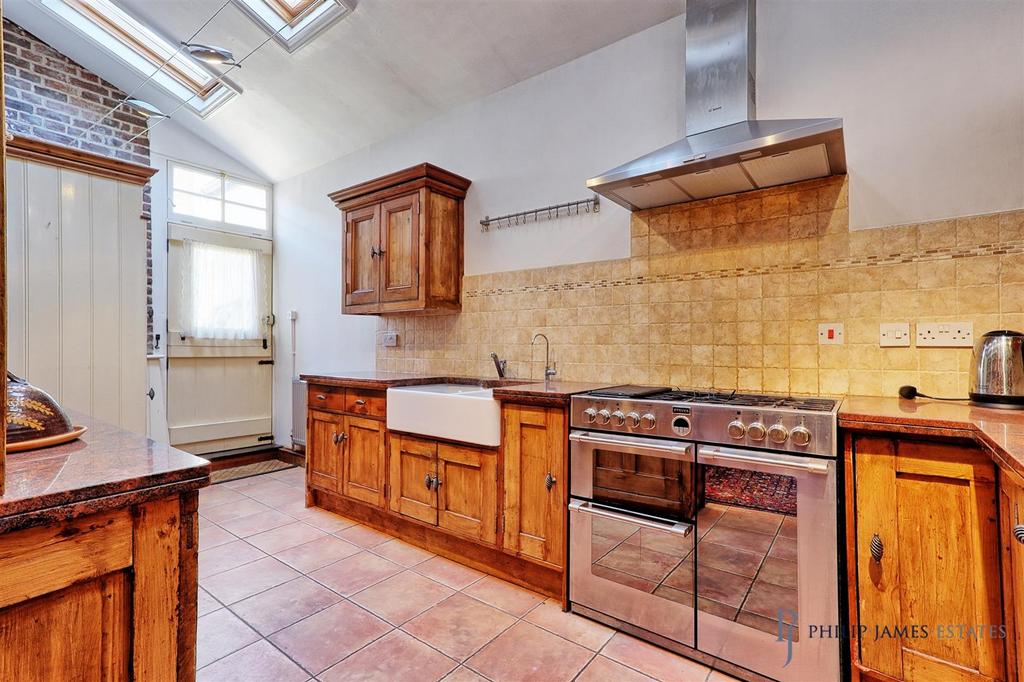 IMG 8177 8 9 easy HDR-interior3.jpg