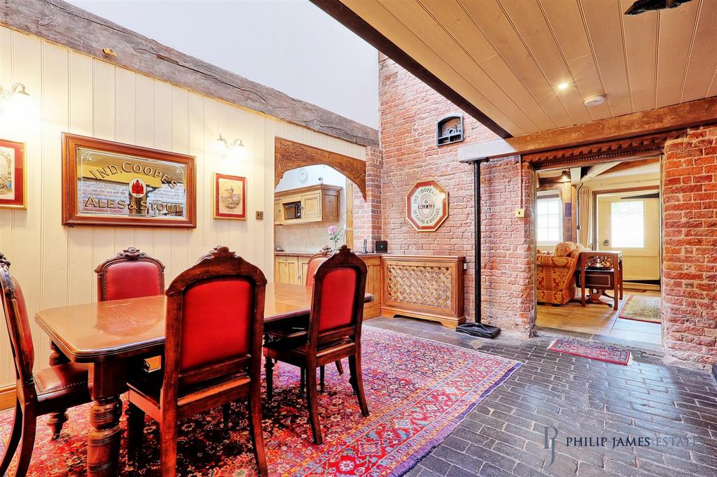 IMG 8183 4 5 easy HDR-interior3.jpg