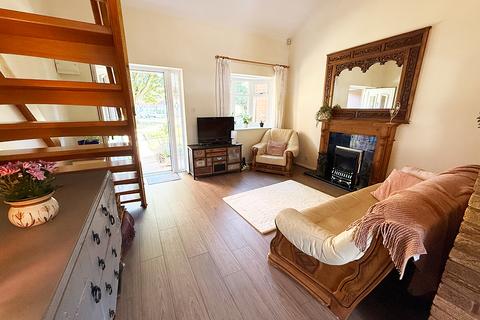54 Weyhill Close, Wolverhampton, WV9 5RA