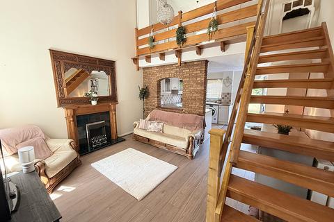 54 Weyhill Close, Wolverhampton, WV9 5RA
