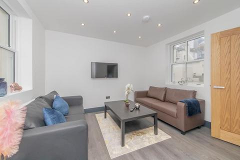 4 bedroom flat to rent, Eaton Place, Kemptown, Brighton, BN2