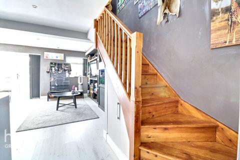 9 Rectory Terrace, Stanford-le-hope, SS17 0DQ