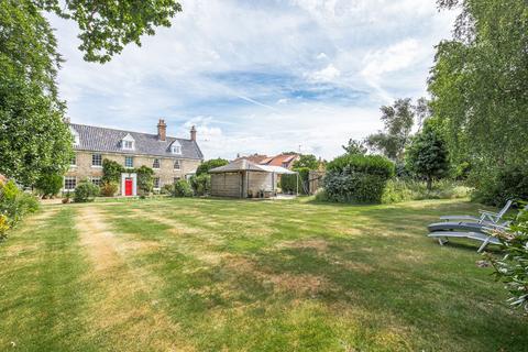 7 bedroom manor house for sale, East Runton