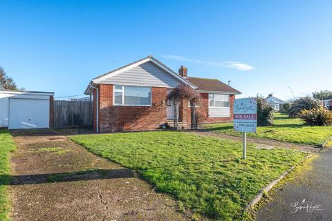 2 bedroom detached bungalow for sale, Rowantree Drive, Seaview