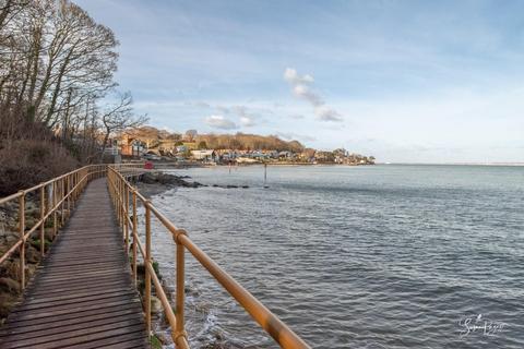 2 bedroom detached bungalow for sale, Rowantree Drive, Seaview