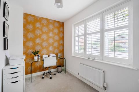 19 River Walk, Fetcham, Leatherhead, KT22 9FF