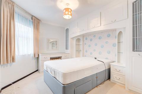 undefined, West Street, Worthing, West Sussex, BN11