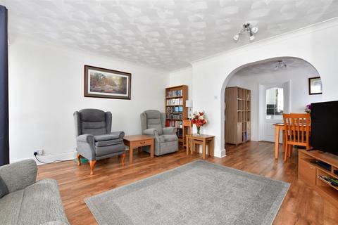2 bedroom ground floor flat for sale, Eastcliff Court, Shanklin PO37