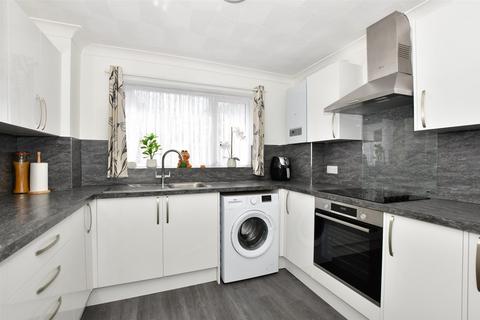 2 bedroom ground floor flat for sale, Eastcliff Court, Shanklin PO37