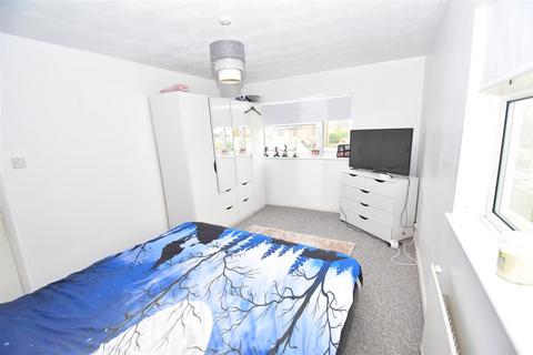 447a Ashingdon Road, Rochford, SS4 3EN