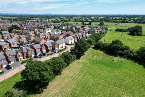 4 bedroom detached house for sale, Wimboldsley Avenue, Middlewich
