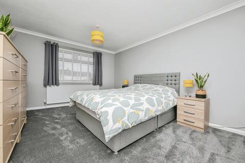17 Alexandra Road, Weeley, Clacton-on-sea, CO16 9HS
