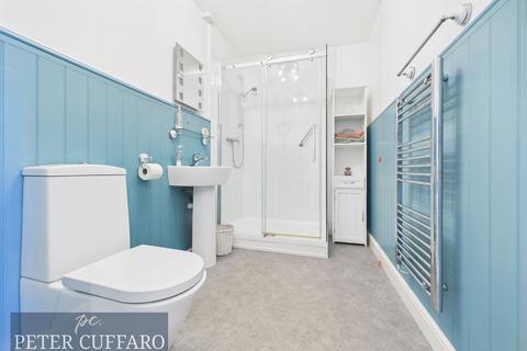2 bedroom apartment for sale, Chauncy Court, Hertford SG14