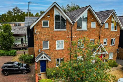 3 bedroom apartment for sale, Fourdrinier Way, Hemel Hempstead, HP3