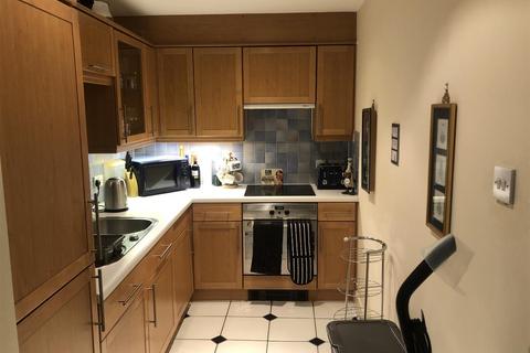 2 bedroom apartment to rent, Globe View, London EC4V