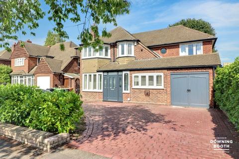 4 bedroom detached house for sale, Inglewood Grove, Sutton Coldfield B74