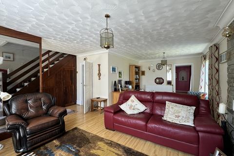 4 bedroom detached house for sale, Lon Ger Y Coed, Ammanford, Carmarthenshire.