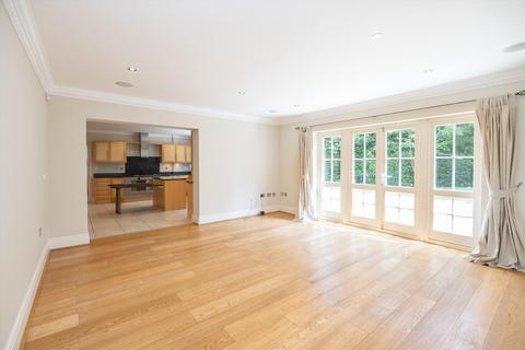 Headley House Beech Close, Cobham, KT11 2EN