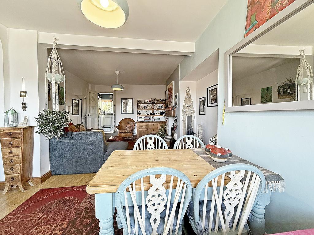 Lounge/diner