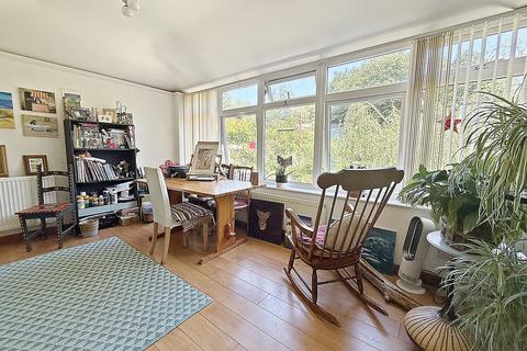 32 Chapel Road, Llanharan, Pontyclun, CF72 9QB