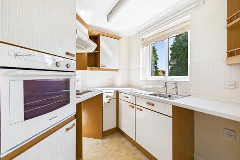 1 bedroom apartment for sale, Newland Street, Witham, Essex, CM8