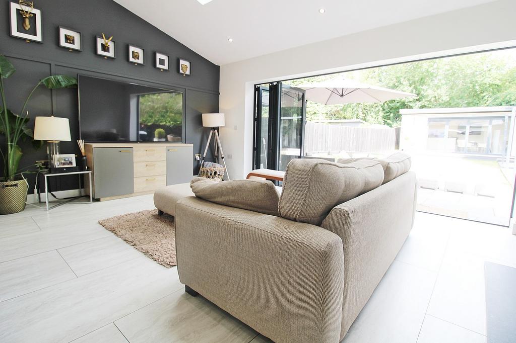 Kitchen/Diner/Family Room