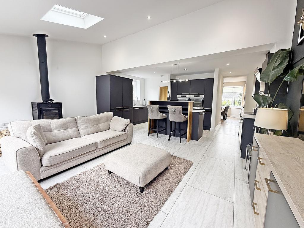 Kitchen/Diner/Family Room