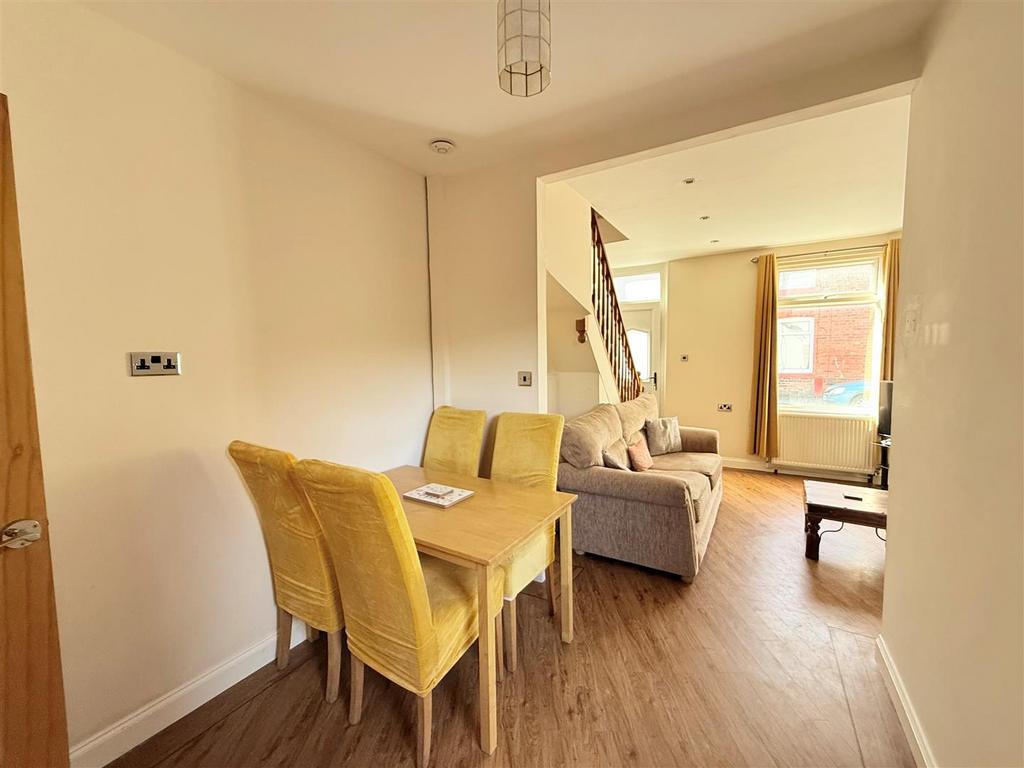 Dining room from kitchen.jpg