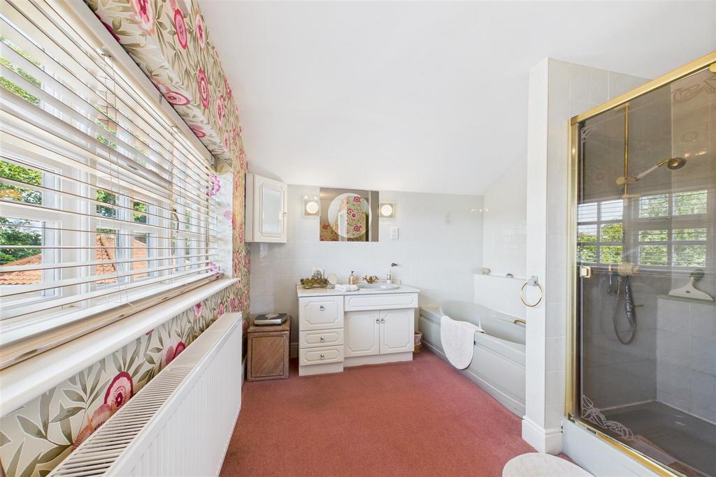 Ensuite