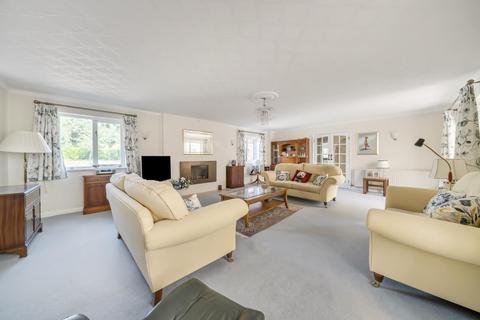 undefined, Long Crendon, Buckinghamshire