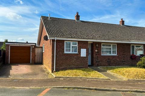 7 Home Close, Great Ellingham, Attleborough, NR17 1HW