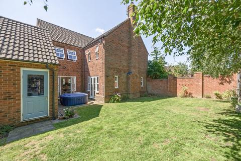 3 Damson Drive, Mortimer, Reading, RG7 3WZ