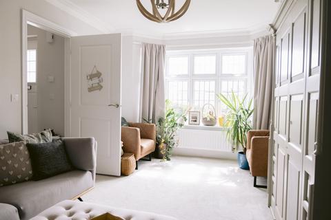 3 bedroom detached house for sale, Tarragon Avenue, Chichester, PO20