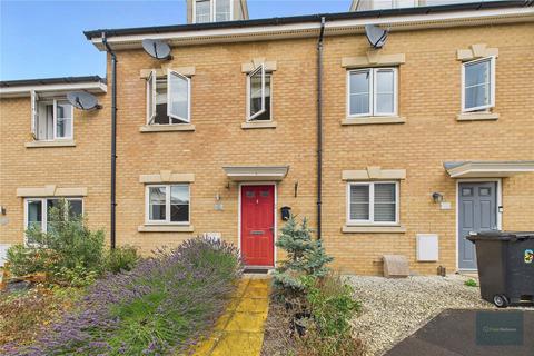 4 bedroom terraced house to rent, Hutton Close, Trowbridge BA14