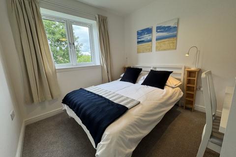 undefined, Forth Crescent, Stirling FK8