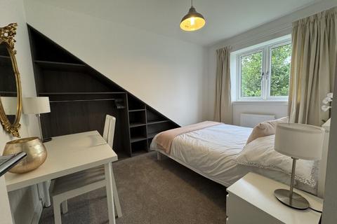 undefined, Forth Crescent, Stirling FK8