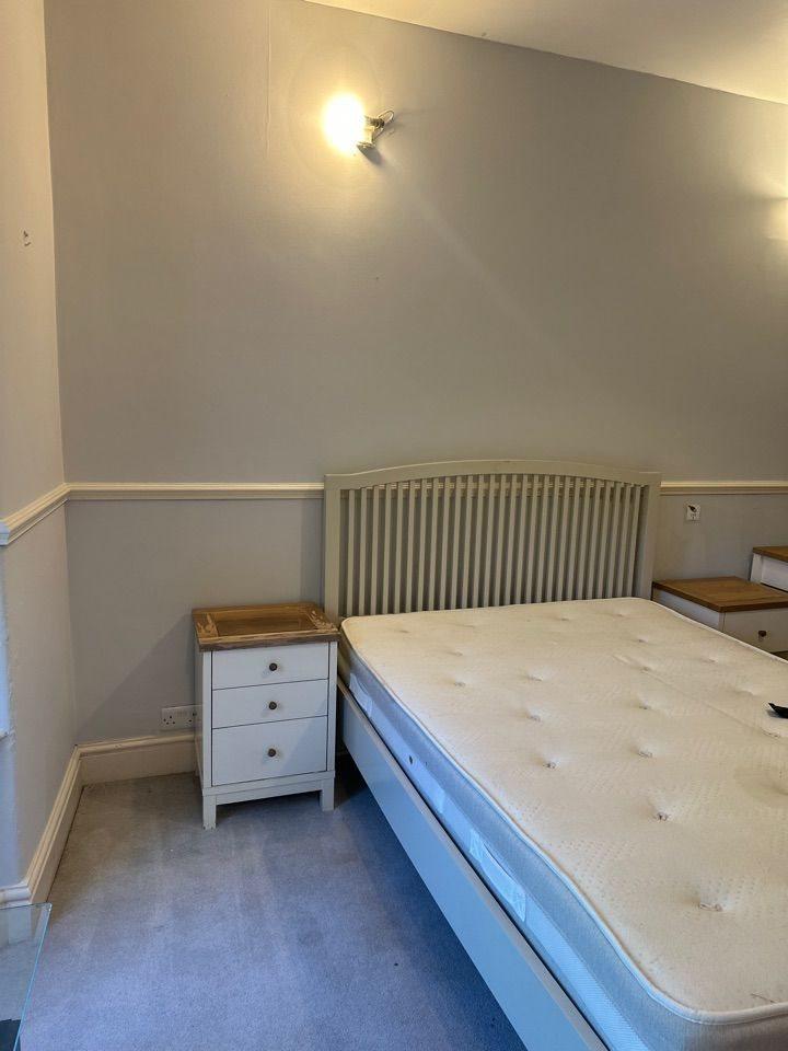 Bed1