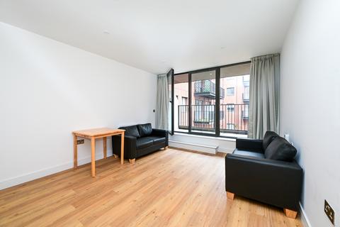 undefined, Farnborough Road, Farnborough, GU14