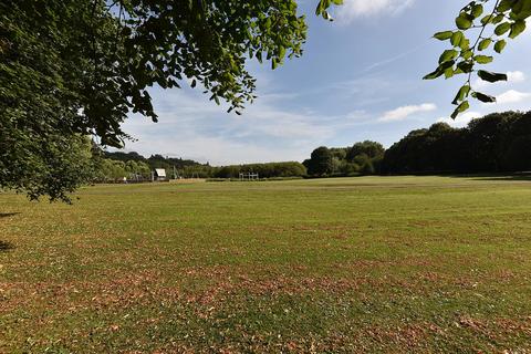 2 bedroom flat for sale, Moorside, Knutsford, WA16