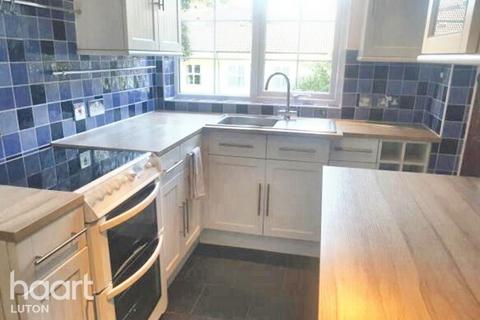 undefined, Bedford Gardens, Luton
